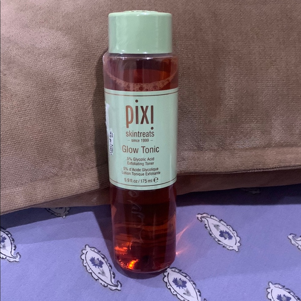 Pixi Orange and Green Exfoliant Scrub